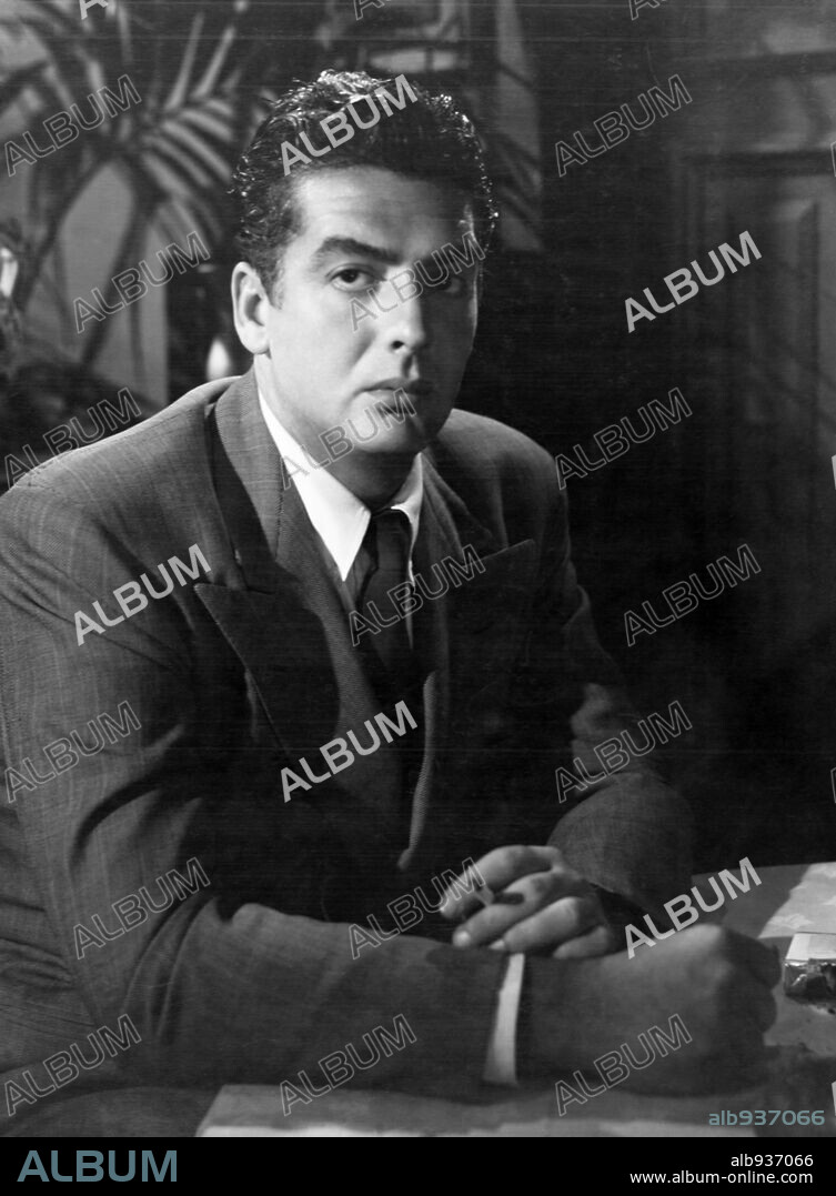 VICTOR MATURE in KISS OF DEATH, 1947, directed by HENRY HATHAWAY. Copyright  20TH CENTURY FOX. - Album alb937066