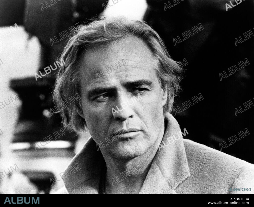 MARLON BRANDO in LAST TANGO IN PARIS, 1972 (ULTIMO TANGO A PARIGI),  directed by BERNARDO BERTOLUCCI. Copyright UNITED ARTISTS. - Album alb861034