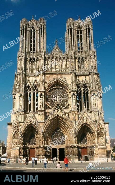 Reims (Dep.Marne, Champagne, Frankreich), Kathedrale / Cathédrale Notre-Dame (1211 begonnen, Chor 1241 vollendet, Langhaus vor 1300; Weltkulturerbe), Westfassade (um 1255 begonnen).-Gesamtansicht der Westfassade.-Foto, 1999.