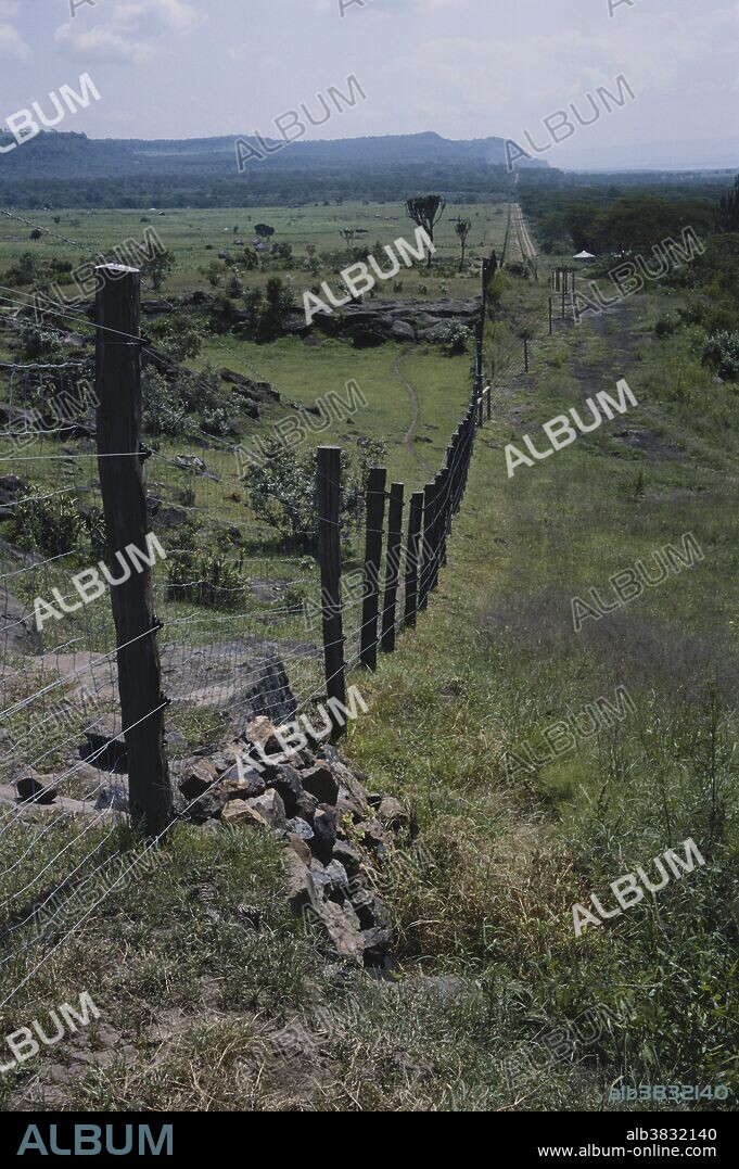 Solar-powered electric fences in Kenya - Call 0722 708034