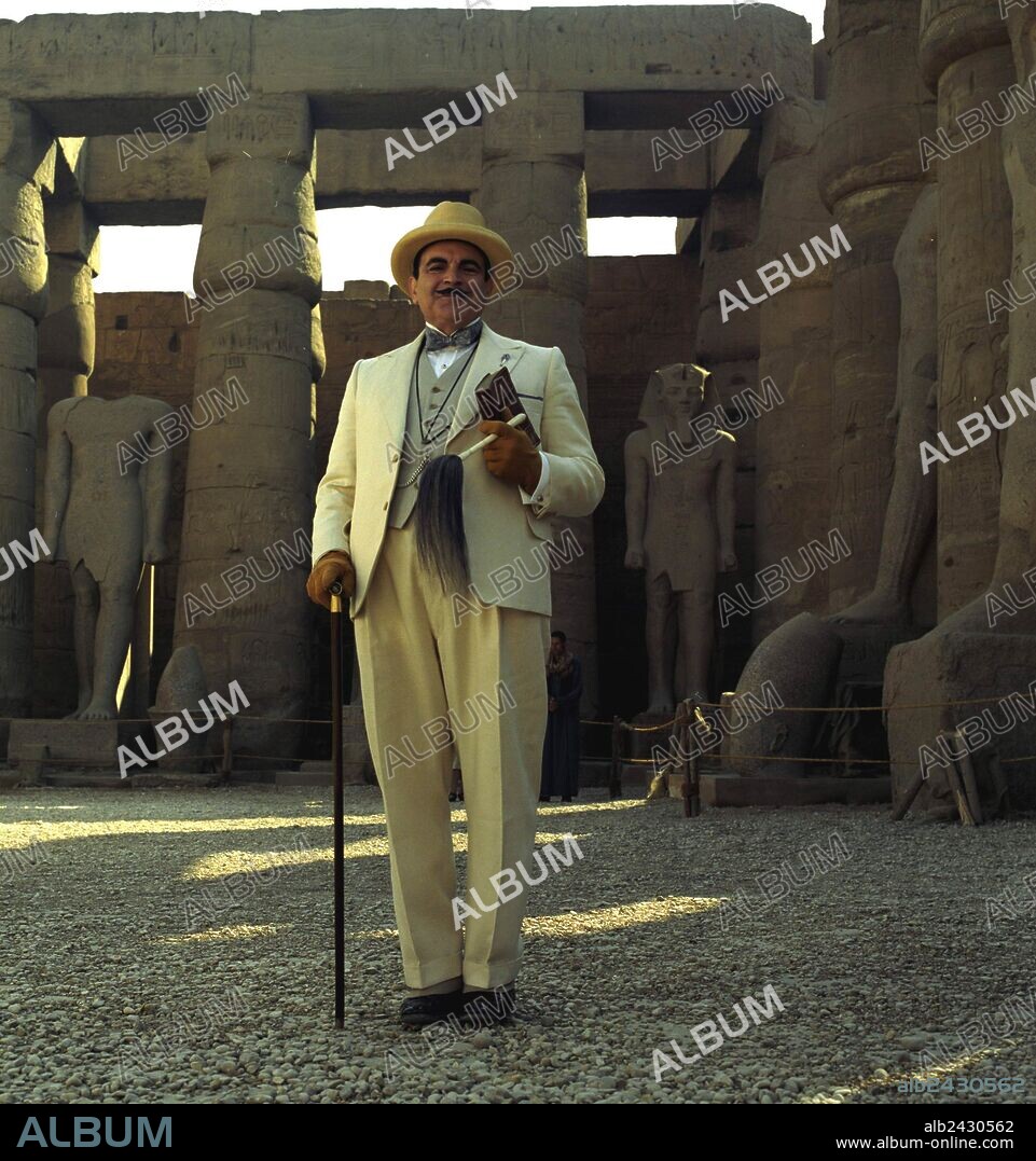 DAVID SUCHET in AGATHA CHRISTIE'S POIROT, 1989, directed by ANDREW GRIEVE and EDWARD BENNETT. Copyright CARNIVAL FILM & TELEVISION.