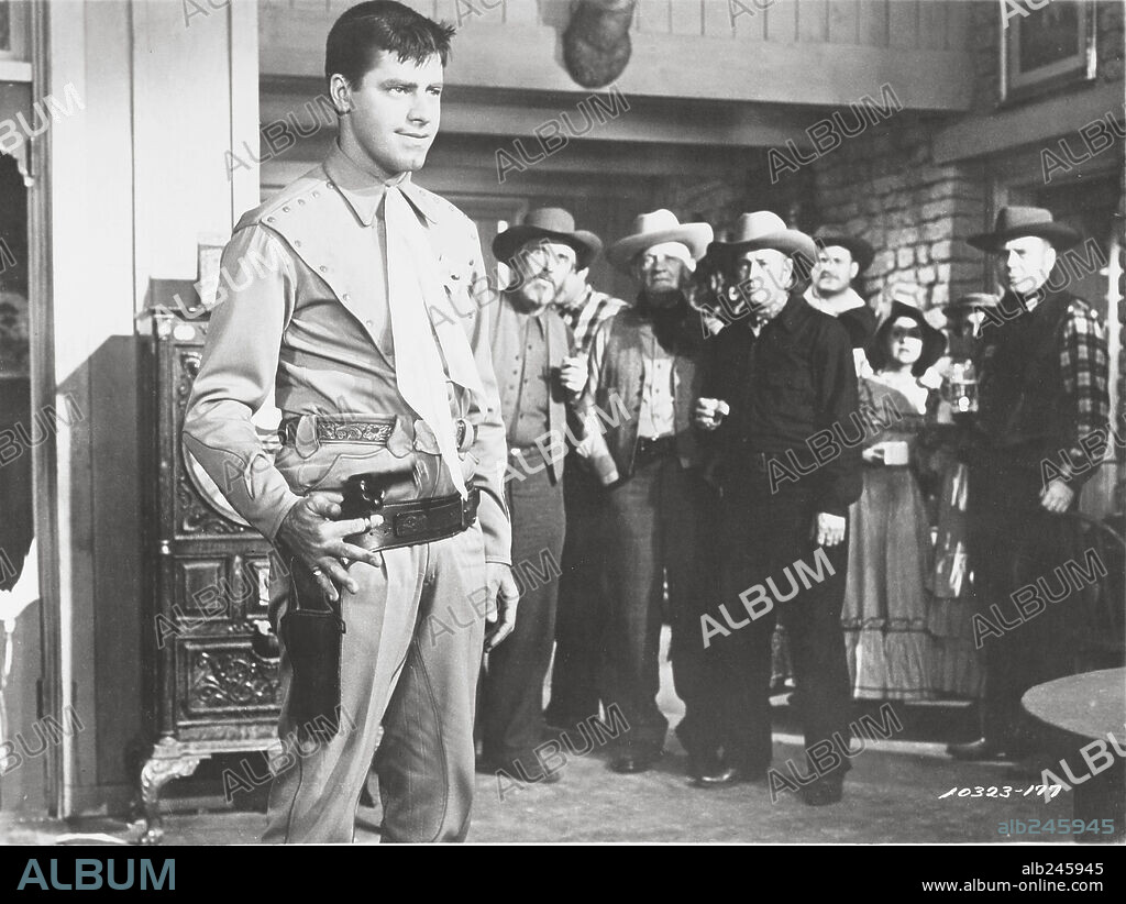 JERRY LEWIS in PARDNERS, 1956, directed by NORMAN TAUROG. Copyright ...