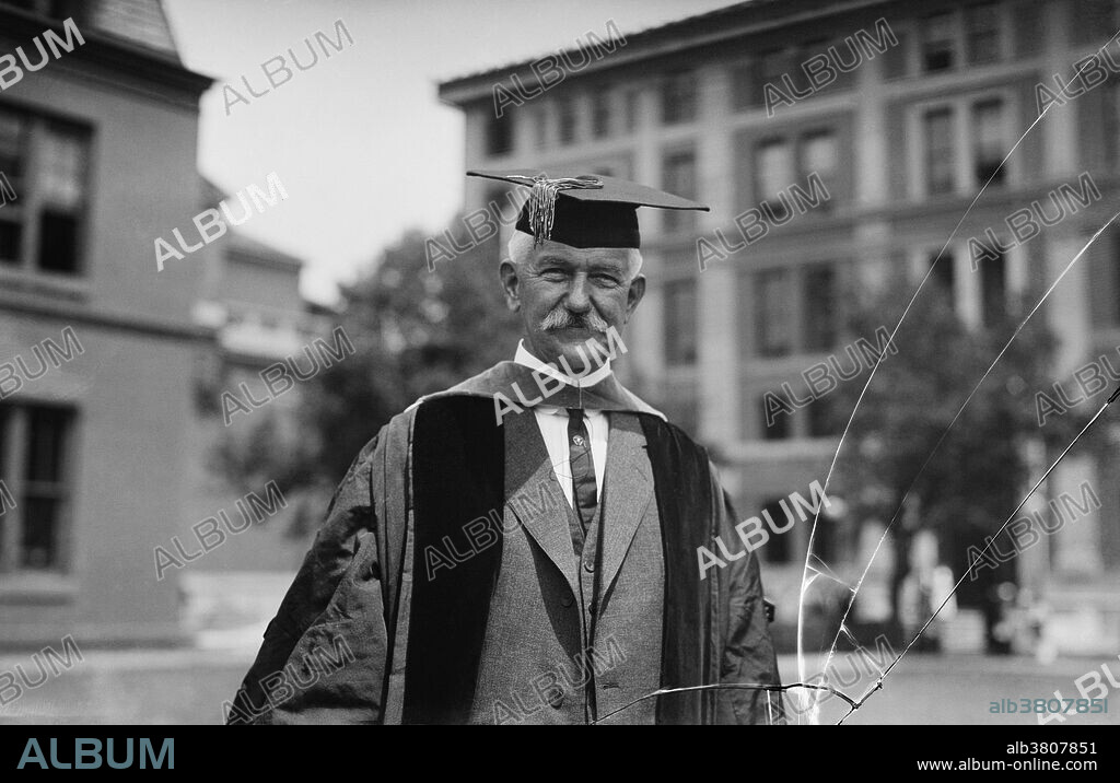 Gorgas, wearing cap and gown, recipient of an honorary degree at Columbia University's June 4, 1913 commencement. William Crawford Gorgas (October 3, 1854 - July 3, 1920) was a United States Army physician. In 1898 after the end of the Spanish-American War Gorgas was appointed Chief Sanitary Officer in Havana, working to eradicate yellow fever and malaria. He was made Surgeon General of the Army in 1914, in which position he was able to capitalize on the momentous work of another Army doctor, Major Walter Reed. He won international fame battling the illness, then the scourge of tropical and sub-tropical climates, first in Florida, later in Havana, Cuba and finally at the Panama Canal. In 1914 Gorgas and George Washington Goethals were awarded the inaugural Public Welfare Medal from the National Academy of Sciences. He received an honorary knighthood (KCMG) from King George V at the Queen Alexandra Military Hospital in the United Kingdom shortly before he died in 1920 at the age of 65.