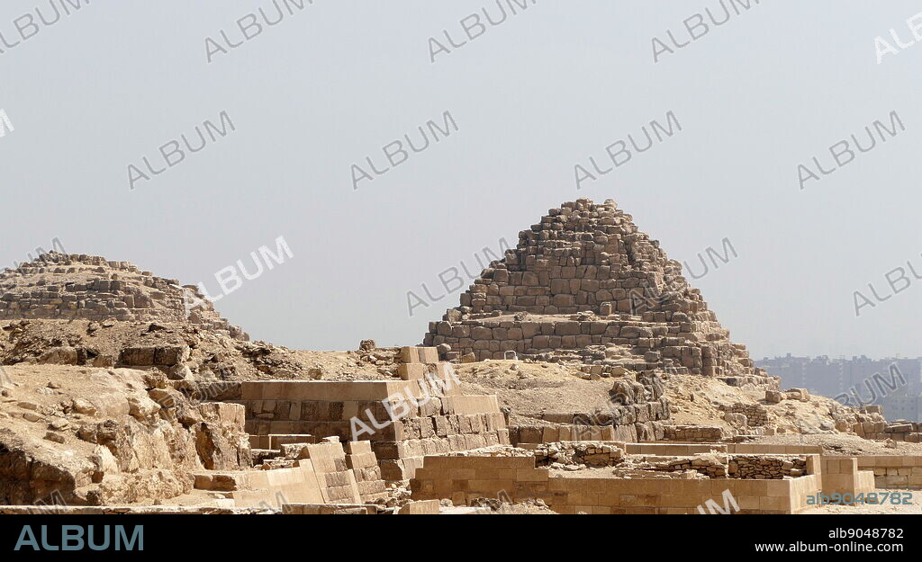 G1c, is thought to be the Pyramid tomb of queen Henutsen. one of the three queen's pyramids to the east of The Great Pyramid of Khufu, in the Giza necropolis. Henutsen is the name of an Ancient Egyptian queen consort who lived and ruled during the 4th dynasty of the Old Kingdom Period. She was the second or third wife of pharaoh Khufu.