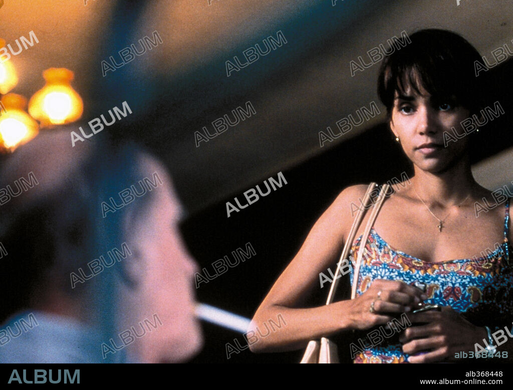 HALLE BERRY in MONSTER'S BALL, 2001, directed by MARC FORSTER. Copyright LEE DANIELS ENTERTAINMENT/LIONS GATE FILMS / BULLIARD, JEANNE LOUISE.