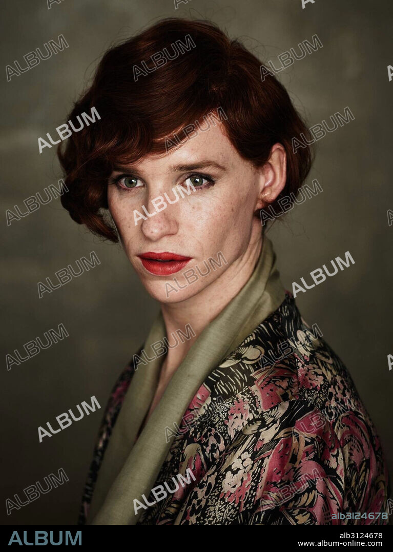 EDDIE REDMAYNE en LA CHICA DANESA, 2015 (THE DANISH GIRL), dirigida por TOM  HOOPER. Copyright ARTEMIS PROD/PRETTY PICTURES/REVISION PICTURES/WORKING  TITLE. - Album alb3124678