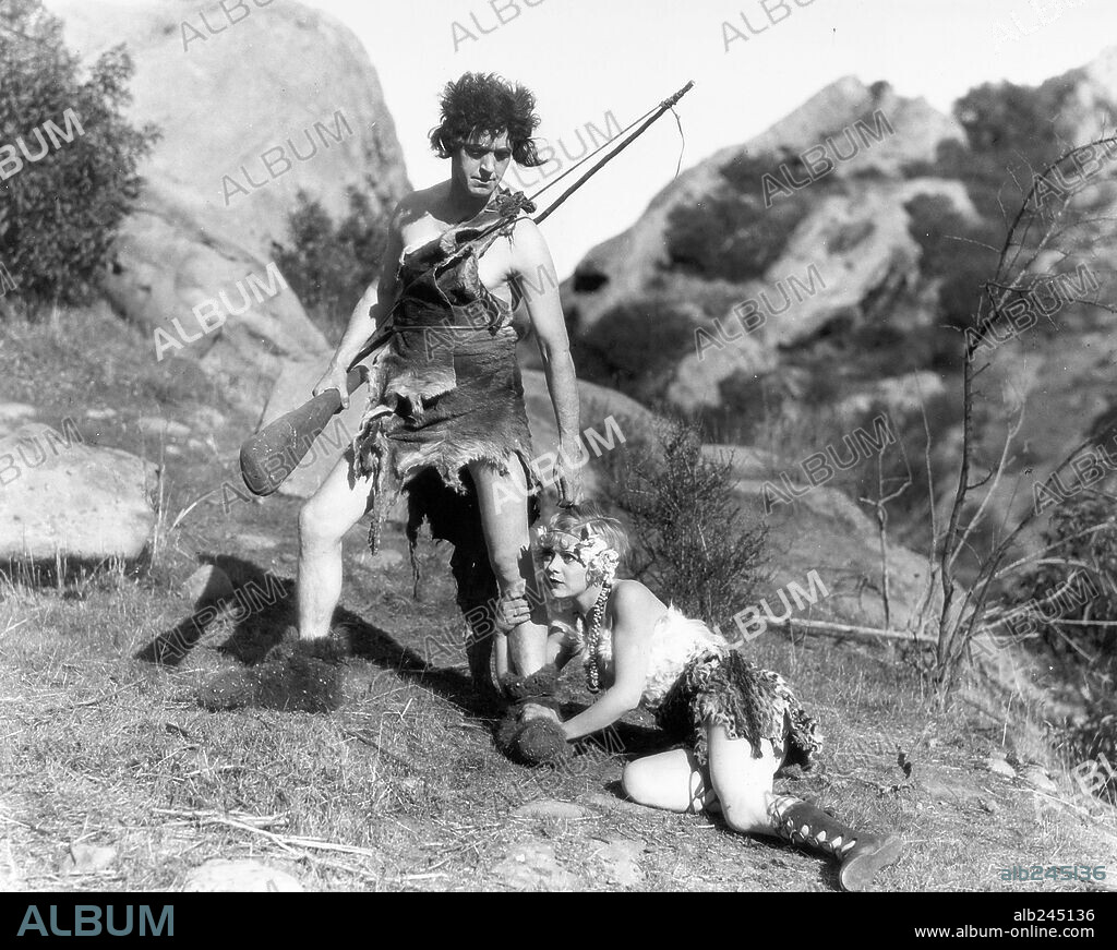 EDNA MARION and STAN LAUREL in FLYING ELEPHANTS, 1928, directed by FRANK BUTLER. Copyright HAL ROACH/PATHE.