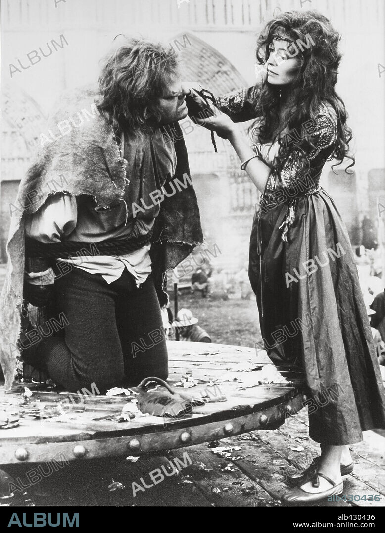 ANTHONY HOPKINS and LESLEY-ANNE DOWN in THE HUNCHBACK OF NOTRE DAME, 1982, directed by ALAN HUME. Copyright COLUMBIA PICTURES TELEVISION.