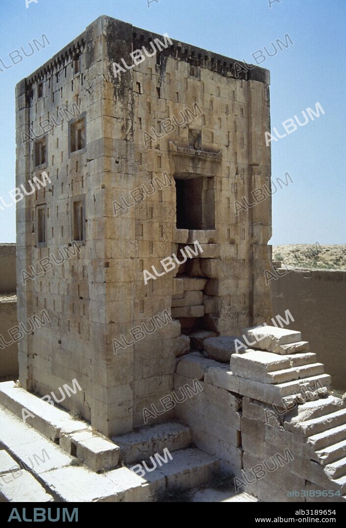 Iran. Naqsh-e Rostam. Cube of Zoroaster (Kaba Zartosht) fire temple. Late 6th century BC-early 5th century BC. Achaemenid period. Near Shiraz.