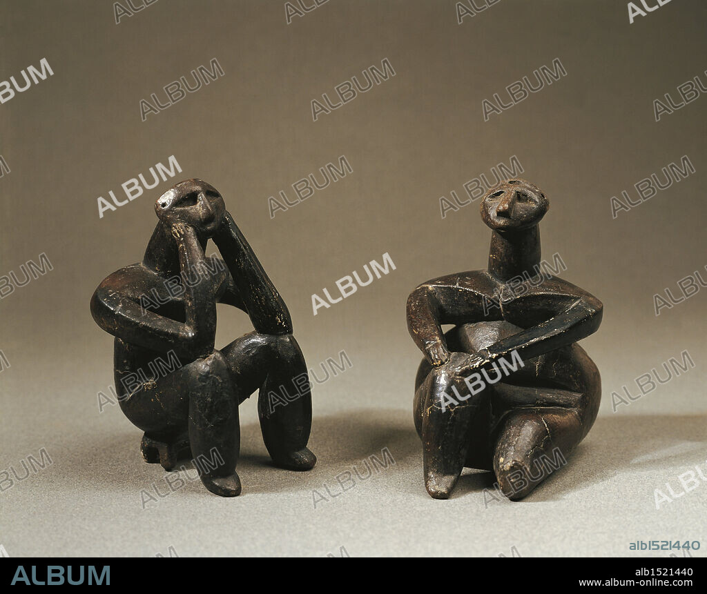 Prehistory, Romania, 4th millennium b.C. - Hamangia culture. Fictile statuettes depicting the "Thinker" and his wife, from Cernavoda.