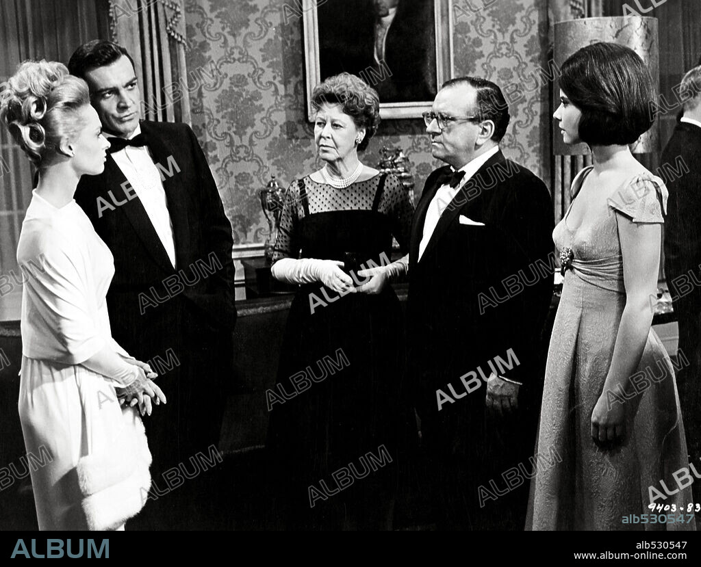 DIANE BAKER, SEAN CONNERY and TIPPI HEDREN in MARNIE, 1964, directed by ...