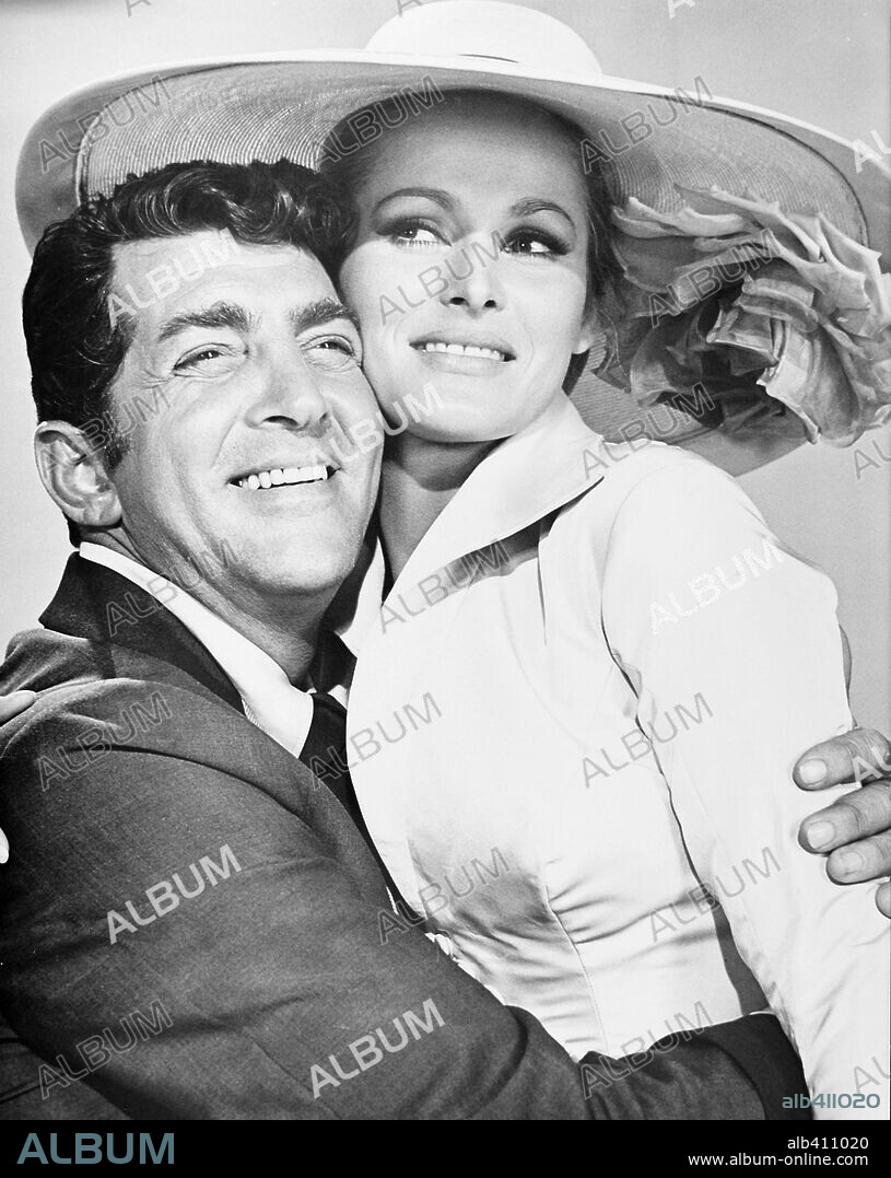 DEAN MARTIN and URSULA ANDRESS in 4 FOR TEXAS, 1963, directed by ROBERT ALDRICH. Copyright WARNER BROTHERS.