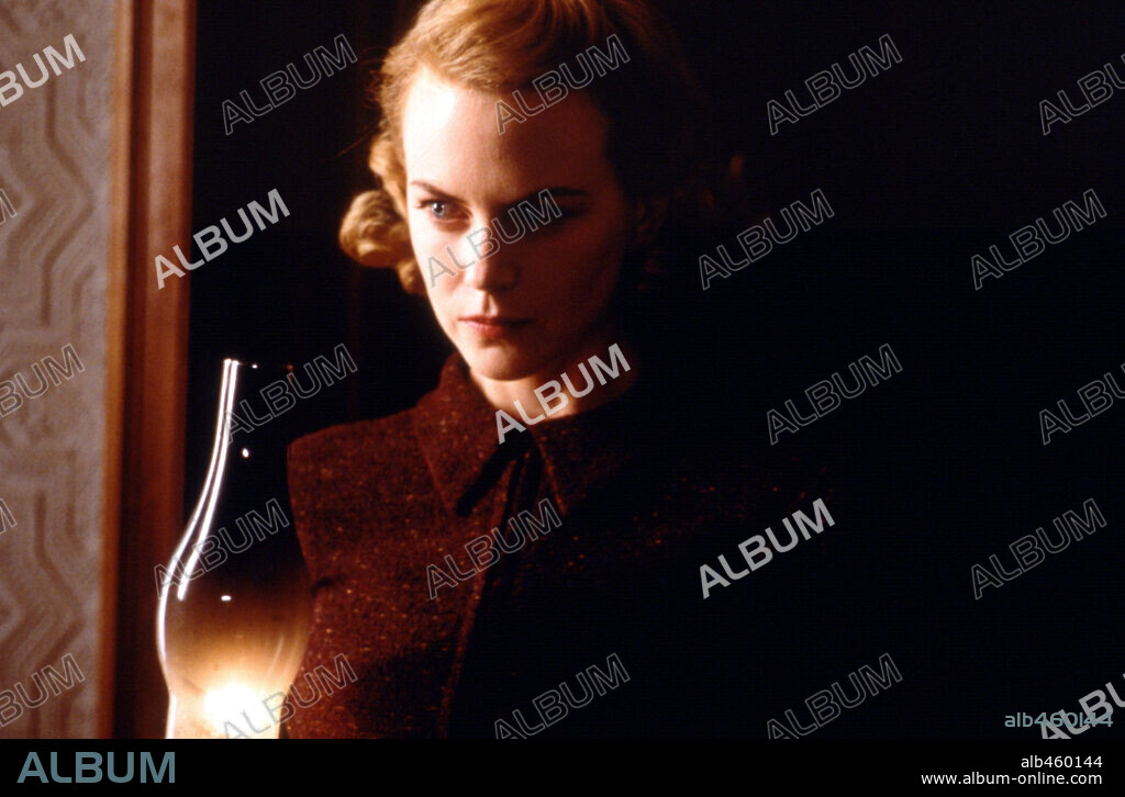 NICOLE KIDMAN in THE OTHERS, 2001, directed by ALEJANDRO AMENABAR. Copyright DIMENSION FILMS.