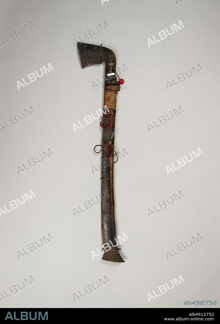 Sword with Scabbard, Indonesian, Gorontalo, 18th19th century, Gorontalo, Sulawesi Utara, Indonesian, Gorontalo, Wood, tin foil, L. with scabbard 28 3/4 in. (73 cm); L. without scabbard 24 1/8 in. (61.3 cm); W. 5 9/16 in. (14.1 cm); Wt. 1 lb. 0.8 oz. (476.3 g); Wt. of scabbard 5 oz. (141.7 g), Swords.