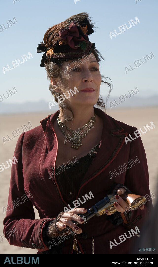 ANJELICA HUSTON in SERAPHIM FALLS, 2006, directed by DAVID VON ANCKEN. Copyright ICON PRODUCTIONS.