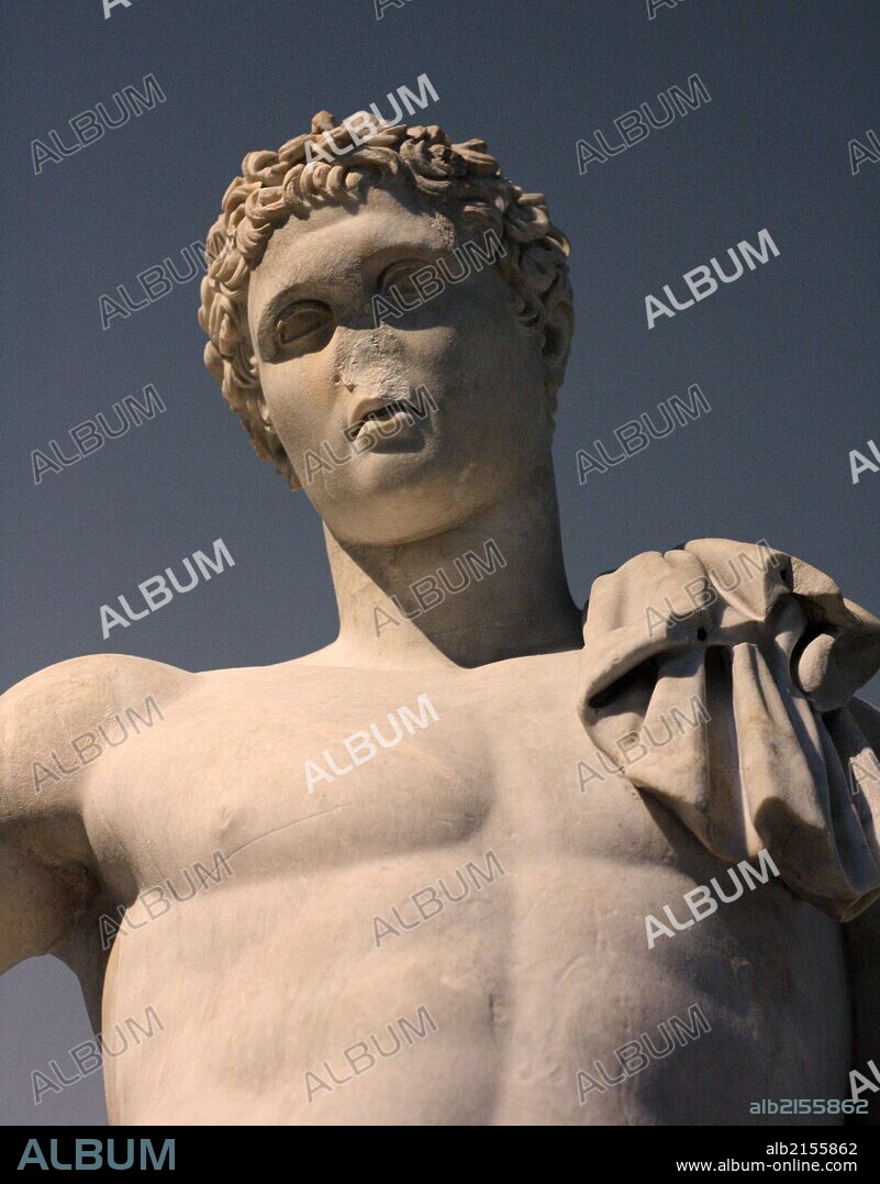 Kew Gardens Hermes'. Statue of Hermes, the patron god of the gymnasium. Roman, 1st century AD copy of a Greek original from 330-300 BC. (Photo by: Universal History Archive/UIG via Getty Images).