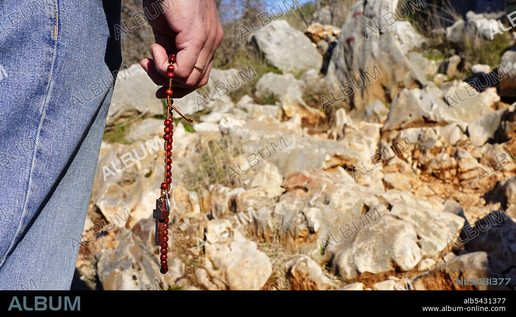 MEDJUGORJE, LA PELICULA, 2021, directed by BORJA MARTINEZ-ECHEVARRIA and JESUS GARCIA COLOMER. Copyright Medju Films A.I.E.