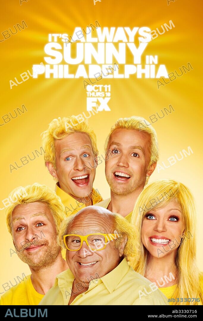 CHARLIE DAY, DANNY DEVITO, GLENN HOWERTON, KAITLYN OLSON y ROB MCELHENNEY en COLGADOS EN FILADELFIA, 2005 (IT'S ALWAYS SUNNY IN PHILADELPHIA), dirigida por GLENN HOWERTON y ROB MCELHENNEY. Copyright FX PRODUCTIONS.