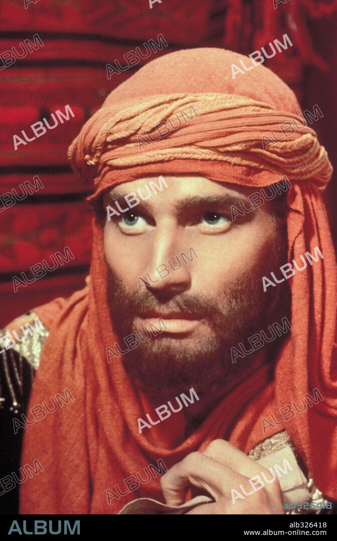 CHARLTON HESTON in THE TEN COMMANDMENTS, 1956, directed by CECIL B DEMILLE. Copyright PARAMOUNT PICTURES.