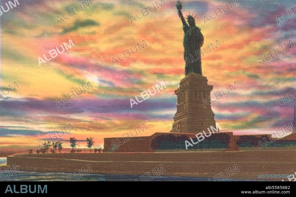 New York, of alb5585882 1950 Lib. Postcard/ / Statue Album 