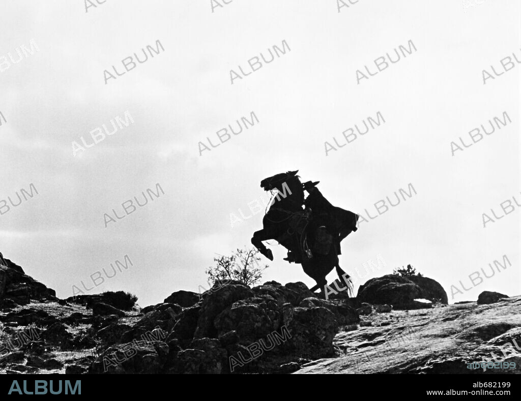 ALAIN DELON in ZORRO, 1975, directed by DUCCIO TESSARI. Copyright TITANUS.