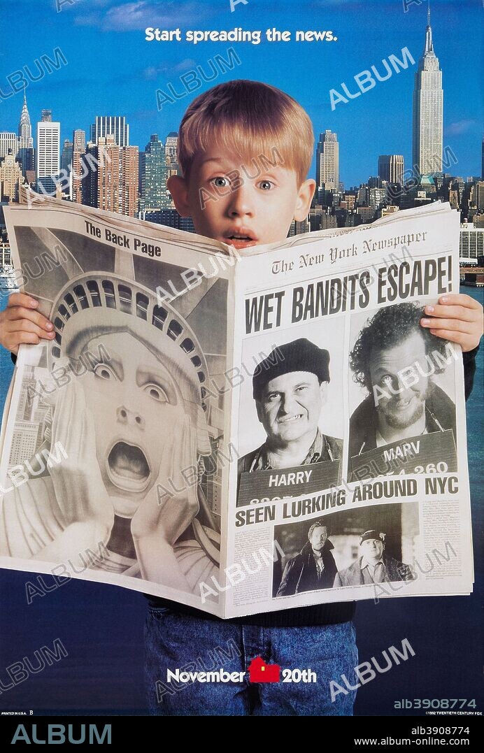 Poster of HOME ALONE 2: LOST IN NEW YORK, 1992, directed by CHRIS COLUMBUS. Copyright 20TH CENTURY FOX.