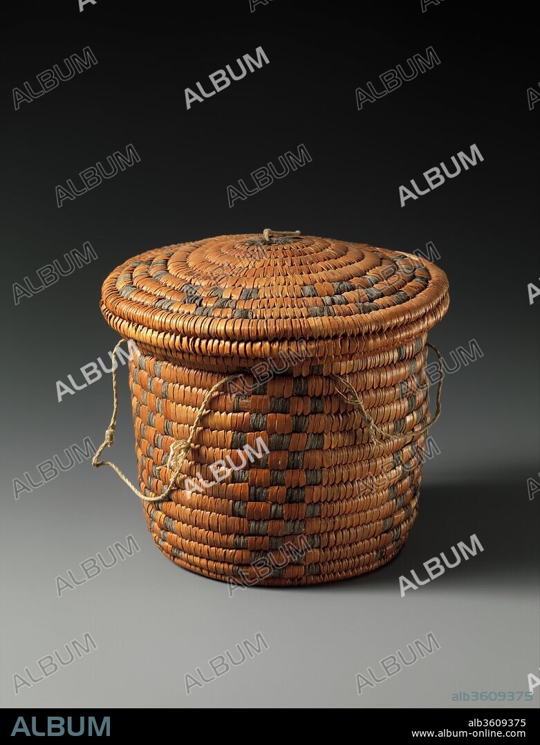 Cylindrical Coil Basket and Lid. Dimensions Basket H. 10.6 cm 4