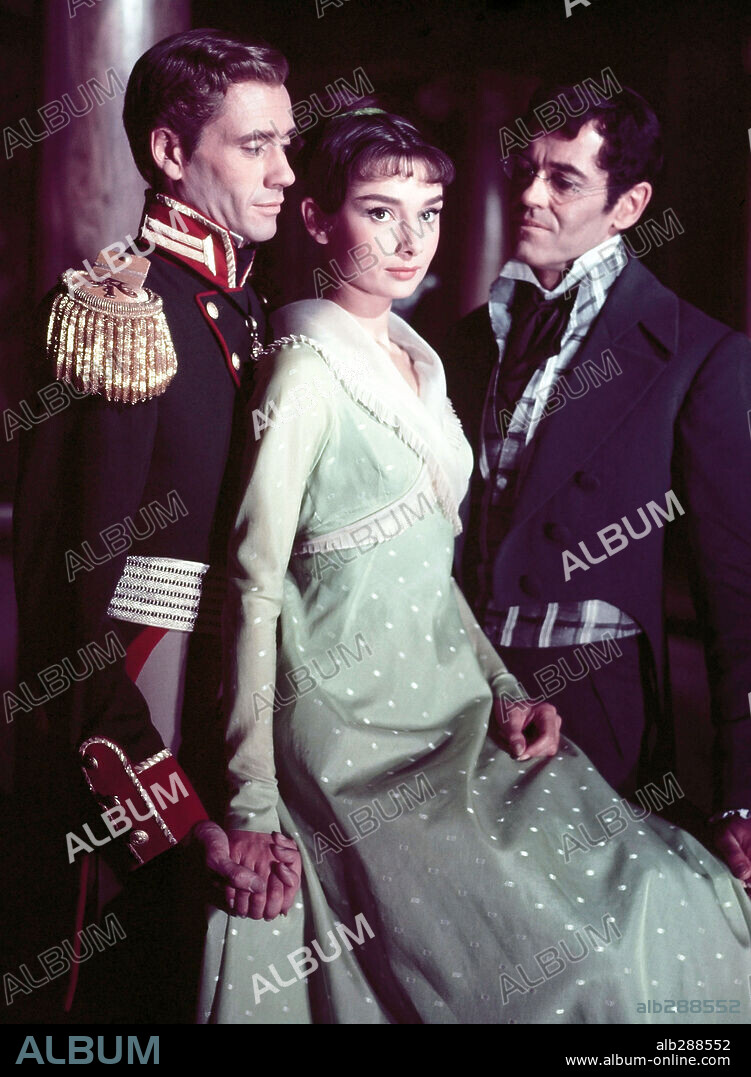 AUDREY HEPBURN, HENRY FONDA and MEL FERRER in WAR AND PEACE, 1956, directed by KING VIDOR. Copyright PARAMOUNT PICTURES.