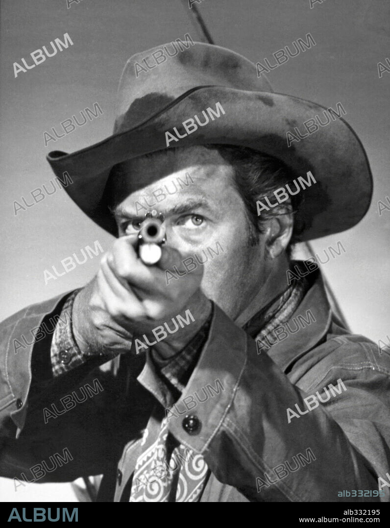 JAMES STEWART in WINCHESTER '73, 1950, directed by ANTHONY MANN. Copyright UNIVERSAL PICTURES.